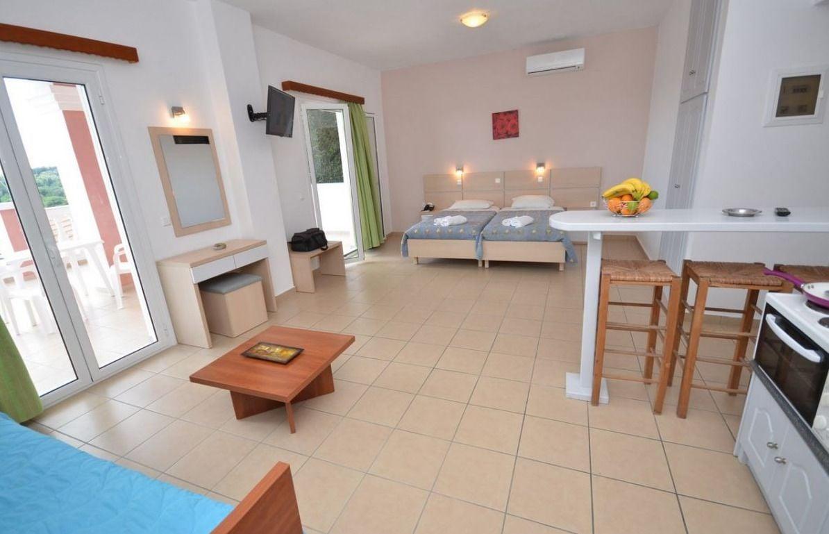 Paradiso Apartments Ipsos Esterno foto