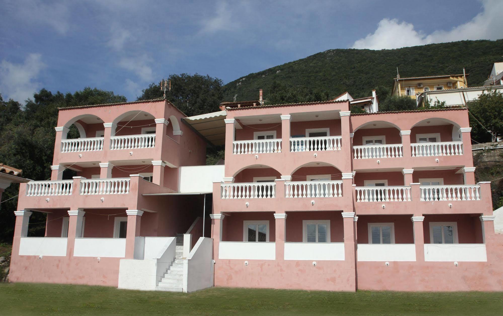 Paradiso Apartments Ipsos Esterno foto